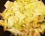キャベツと魚肉ソーセージのマヨぽん炒め作り方5写真