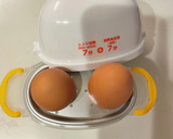 超簡単　洗い物なし　半熟ゆで卵作り方1写真