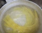 豚ベーコンと香味トマトソースのパスタ作り方2写真
