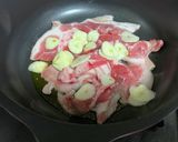 豚肉のキノコたっぷりサッパリヘルシー炒め作り方1写真