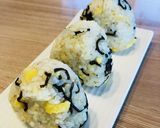 ☆簡単栄養♪塩こんぶと炒り卵のおにぎり☆作り方5写真