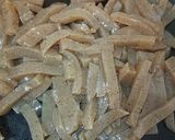 こんにゃくの水抜き法で味染み甘辛炒め作り方1写真