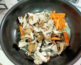 まいたけときゃべつのバター醤油炒め作り方3写真