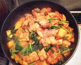 簡単☆豚肉とほうれん草のキムチ炒め作り方3写真