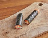 ラップでかんたん　サーモンたっぷり恵方巻作り方7写真