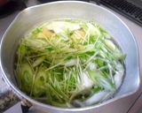 いつもの♬水菜と白ネギと厚揚げの味噌汁作り方4写真