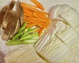野菜たっぷり・味噌煮込み月見うどん作り方1写真