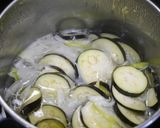 簡単！茄子と葱のお味噌汁　生姜ごま風味作り方2写真