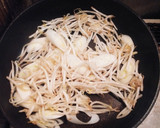 簡単☆もやしと長ネギの中華炒め作り方1写真