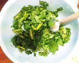 春菊と桃ジャムのサラダ作り方2写真