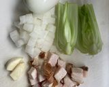 鶏肉飯　鶏と大根に旨味染み染み作り方1写真