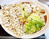シメまで楽しい♪トマトカレー鍋作り方2写真