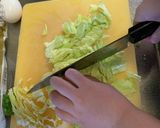 子どもも大好きキャベツと卵のスープ作り方1写真