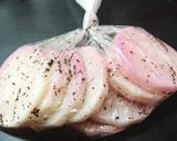 ゆかりで色づく紫蘇風味の甘酢さくら大根風作り方3写真