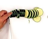 ご飯がすすむ‼ズッキーニのめんつゆ炒め作り方1写真