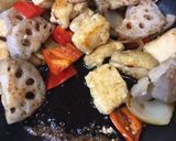 コクが決め手！鶏胸肉とレンコンの黒酢炒め作り方14写真