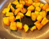 蜂蜜ナッツとかぼちゃのバターソテー作り方3写真