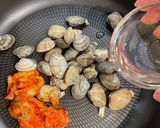 アサリとキムチの酒蒸し作り方2写真