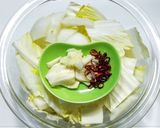 辣白菜◎白菜のピリ辛甘酢漬け作り方1写真