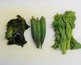 菜の花・オクラ・わかめのごま油和え作り方1写真