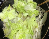 レタスともやしのオイスター炒め作り方6写真