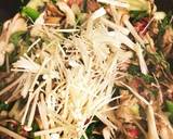 春菊と牛肉のオイスター炒め作り方3写真