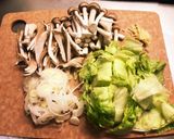 レタスの生姜風味あんかけ焼きそば作り方1写真