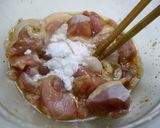 簡単！鶏ももとししとうの蒸し焼き作り方1写真