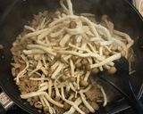 豚肉と蕪の柚子胡椒バター炒め作り方3写真
