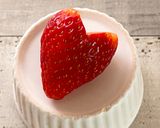 5分で完成!簡単♡ハートのいちごパフェ作り方1写真