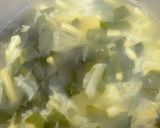 白菜 油揚げ わかめの味噌汁^^作り方5写真