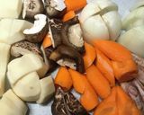 骨つき鶏肉の炭酸肉じゃが作り方4写真