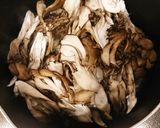 舞茸ガーリックトマトサラダ作り方6写真