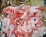 簡単！美味♪豚バラ白菜ごま味噌にんにく鍋作り方5写真