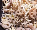 豚肉と蓮根もやしのニンニク炒め作り方5写真