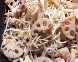 豚肉と蓮根もやしのニンニク炒め作り方5写真