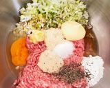 ☆ねぎ塩豚つくね☆作り方1写真