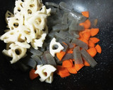簡単！牛肉とれんこんの炒め煮作り方1写真
