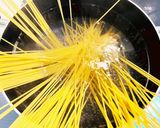 ホタルイカとわさび菜のペペロンチーノ作り方2写真