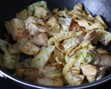 鶏とキャベツのカレーマヨ炒め作り方4写真