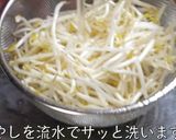 大活躍おかず！豚肉ともやしの梅肉炒め♬作り方1写真