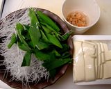 豚ひき肉団子と豆腐の　ナンプラースープ作り方1写真