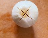 お腹に優しい丸ごと玉葱スープ煮作り方1写真