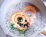 車麩とわかめの味噌汁作り方1写真