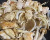 鶏肉としめじのオイスター炒め作り方5写真
