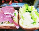 残り野菜を乗せて生ハムで仕上げるサンド作り方2写真