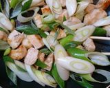 簡単！激ウマ！鶏胸肉のガリバタ炒め♪作り方4写真