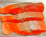 鮭の炊き込みご飯・味付けいくらのっけ作り方2写真