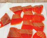 生鮭と玉ねぎのベーコン巻きムニエル作り方1写真