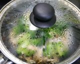 簡単！海老たまとブロッコリーオイスタ炒め作り方3写真